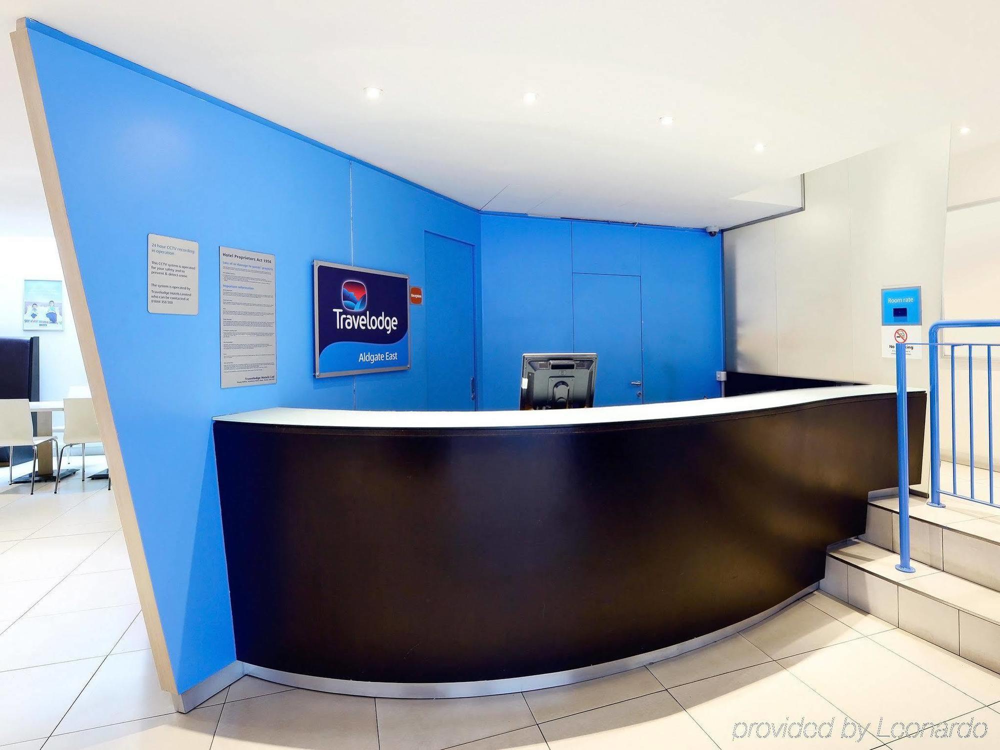Comfort Hotel Tower Of Londres Extérieur photo