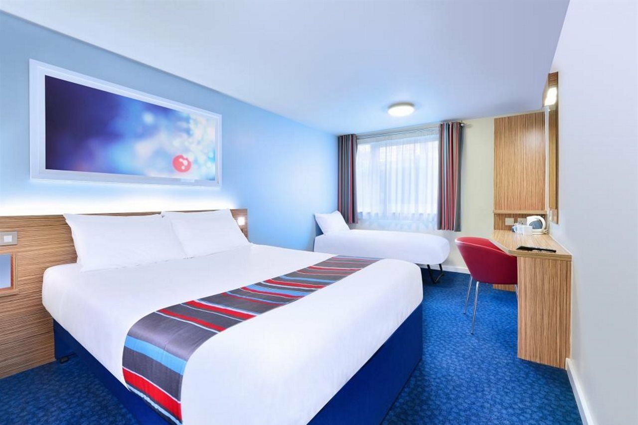 Comfort Hotel Tower Of Londres Extérieur photo